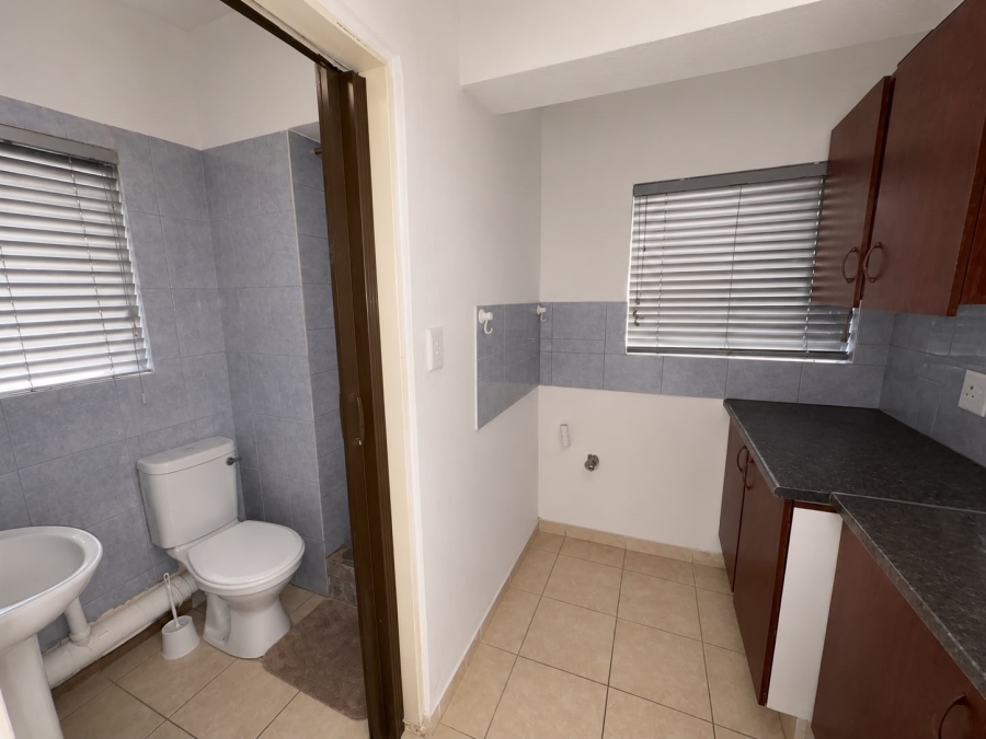 2 Bedroom Property for Sale in Oos Einde North West